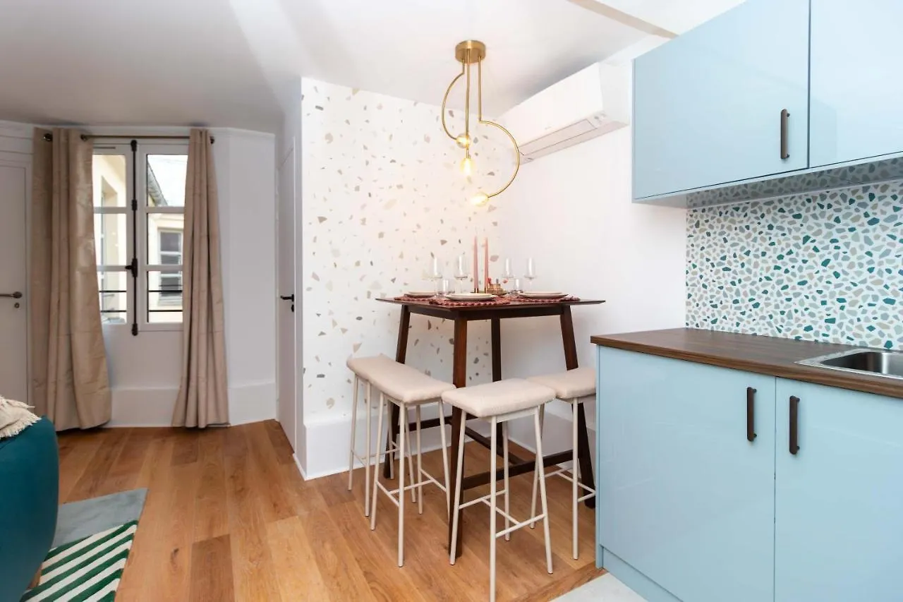 Apartment Center Of Paris Le Marais By Studio Prestige