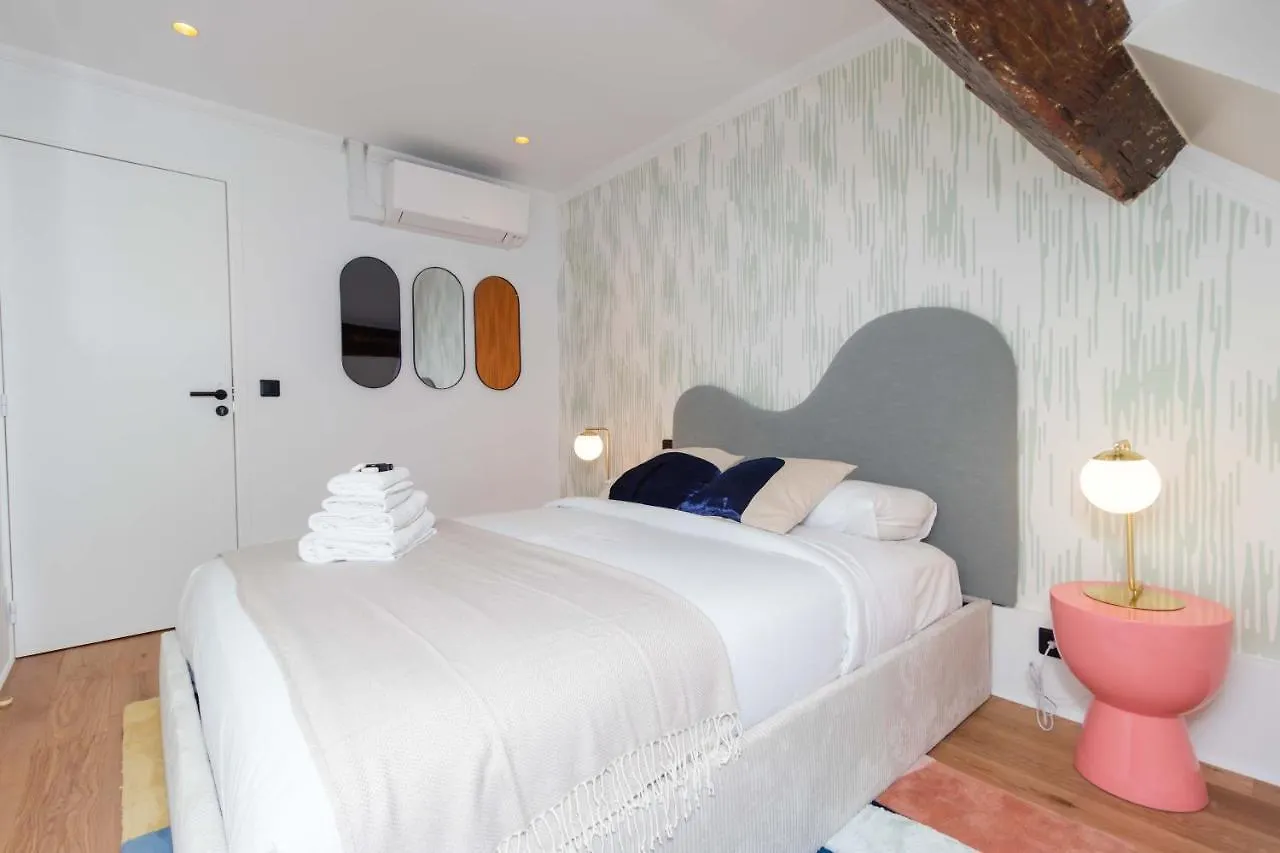 Apartment Center Of Paris Le Marais By Studio Prestige